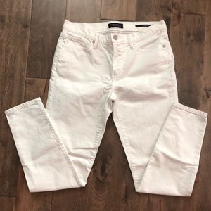 Banana Republic White Skinny Jeans